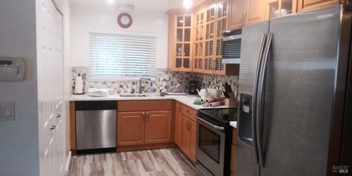201 Lands End Court, Vallejo, CA, 94591 | Card Image