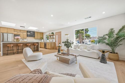 375 Stowell Ave, Sunnyvale, CA, 94085-4316 | Card Image