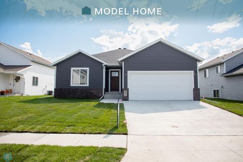 6021 79 Avenue S, Horace, ND, 58047 | Card Image