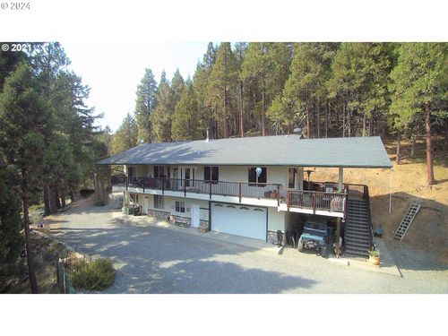 2121 Woods Creek Rd, DaysCreek, OR, 97429 | Card Image