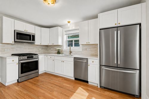 11659 S Ada Street, Chicago, IL, 60643 | Card Image