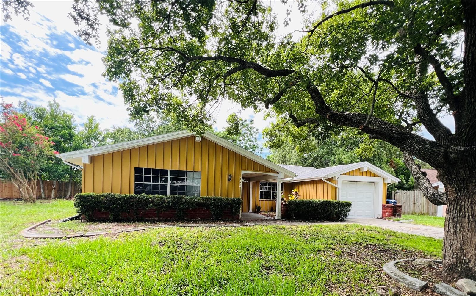 Overland Dr, Holiday, FL 34691