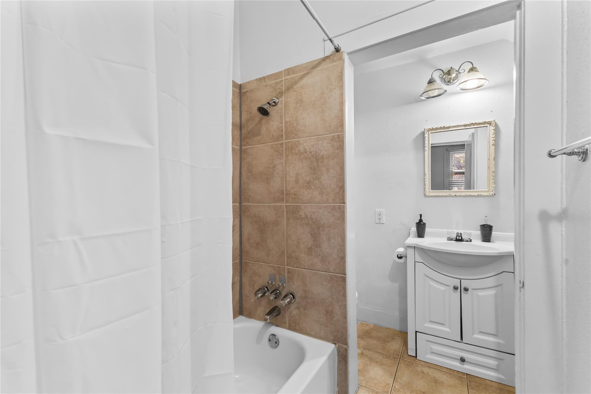 Residential Lease in Houston 2