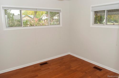 24481 Republic Ave, Oak Park, MI, 48237-1830 | Card Image