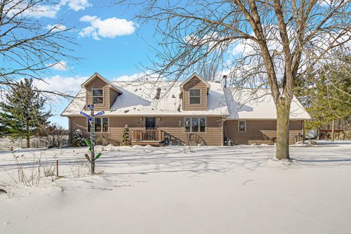 8524 N Wilhelm Rd, La Porte, IN, 46350 | Card Image