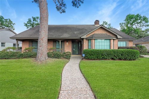 731 Rustyleaf Ln, Houston, TX, 77090-2742 | Card Image