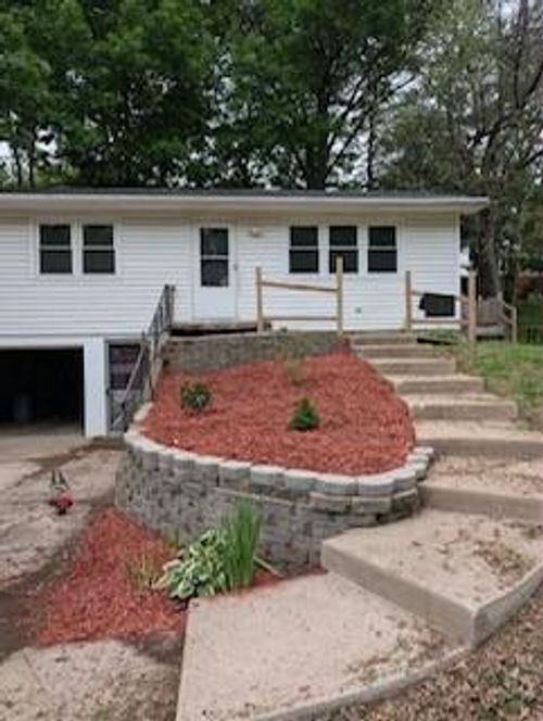 3603 Karnes Rd, Saint Joseph, MO, 64506-1424 | Card Image