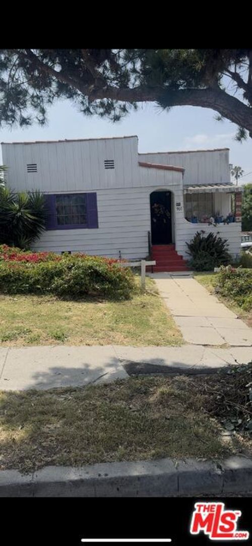 900 E 65th Street, Inglewood, CA, 90302 | Card Image