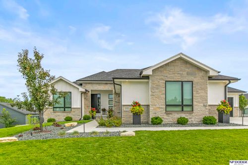 21312 E St, Elkhorn, NE, 68022-3259 | Card Image