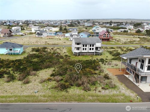 1493 E Ocean Shores Blvd Sw, Ocean Shores, WA, 98569-9351 | Card Image
