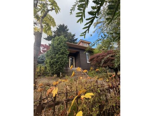4305 Ne 12th Ave, Portland, OR, 97211-4609 | Card Image