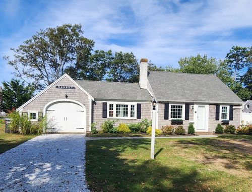 29 Winchester Ave, West Yarmouth, MA, 02673-5427 | Card Image