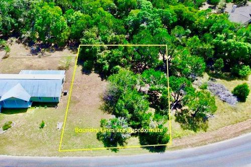 237 Pleasant Valley Rd, Wimberley, TX, 78676-2208 | Card Image