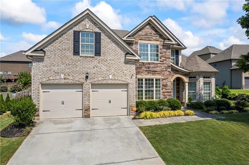 3952 Dragon Fly Ln, Loganville, GA, 30052-9089 | Card Image