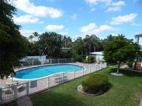 250-224 Hibiscus Ave, Lauderdale By The Sea, FL, 33308-5491 | Card Image