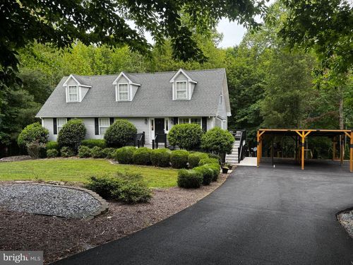 197 Shannon Glen Ct, Louisa, VA, 23093-2463 | Card Image