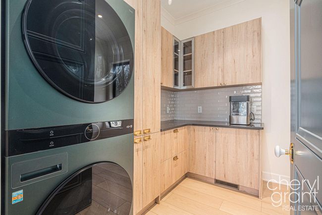 Pantry/Laundry Room | Image 29