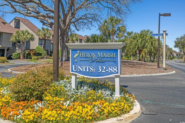 View of community / neighborhood sign | Image 40