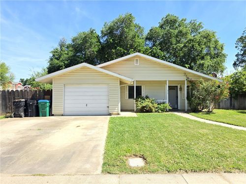 215 Ford Ave, Gridley, CA, 95948-2248 | Card Image