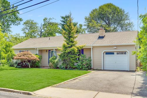 718 Auth Ave, Oakhurst, NJ, 07755-2949 | Card Image