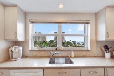 517C - 3300 S Ocean Boulevard, Condo with 2 bedrooms, 2 bathrooms and null parking in Highland Beach FL | Image 1