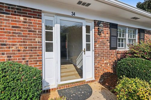 34 Summercreek Dr, Spartanburg, SC, 29307-3502 | Card Image