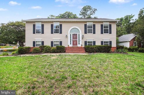11700 Woodland View Dr, FREDERICKSBURG, VA, 22407-8568 | Card Image