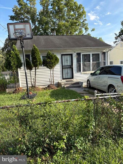 6703 Drylog, CAPITOL HEIGHTS, MD, 20743 | Card Image