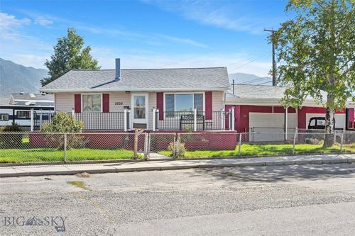 2000 Walnut St, Butte, MT, 59701-4846 | Card Image