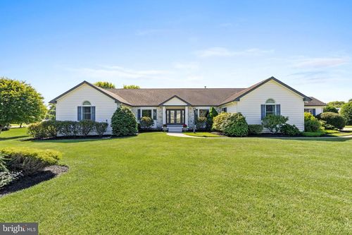 10 Strawberry Ln, Cape May, NJ, 08204-4124 | Card Image