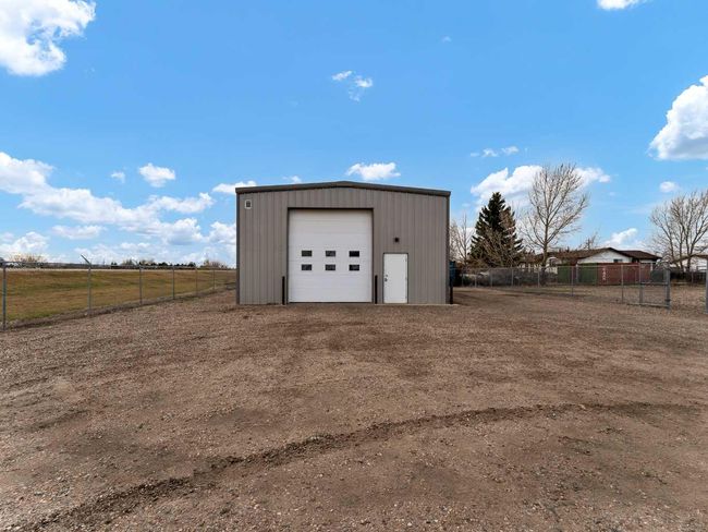 1006 2 Avenue, Home with 0 bedrooms, 0 bathrooms and null parking in Dunmore AB | Image 22