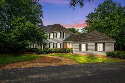 11723 N Bridgewater Drive, Mequon, WI, 53092 | Card Image