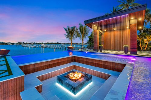 416 S Lake Dr, Lantana, FL, 33462-3227 | Card Image