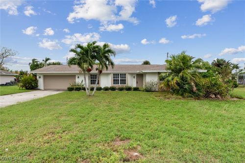 208 Se 43rd Terrace, Cape Coral, FL, 33904 | Card Image