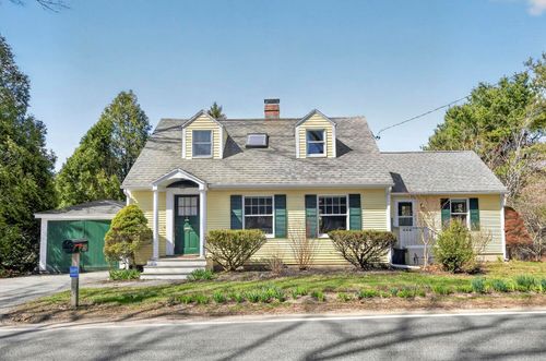 387 Mitchell Road, Cape Elizabeth, ME, 04107 | Card Image
