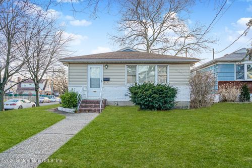 190 Liberty Avenue, Staten Island, NY, 10305 | Card Image
