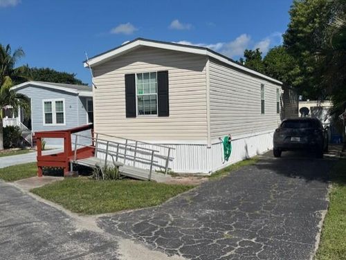 lot-4-13-2990 Sw 53rd Ave, Davie, FL, 33314-1943 | Card Image