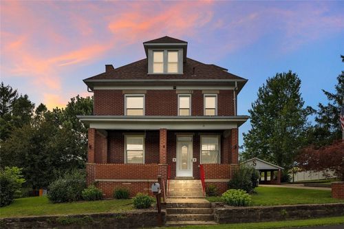 418 Walnut Ave, Hunker, PA, 15639-1273 | Card Image