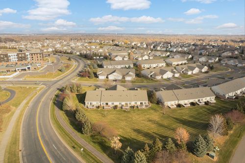 17896 Glasgow Way, Lakeville, MN, 55044-4721 | Card Image