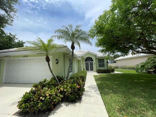 1020 Bear Island Dr, West Palm Beach, FL, 33409-2011 | Card Image