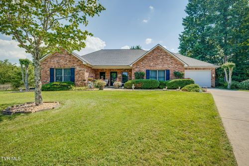 9 Larchmont Ln, Johnson City, TN, 37604-6384 | Card Image