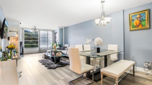 442-3001 Nw 48th Ave, Lauderdale Lakes, FL, 33313-7202 | Card Image