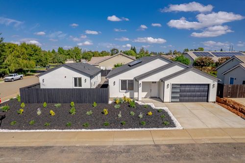 675 Oakshire Drive, Ione, CA, 95640 | Card Image