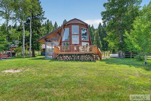 3803 Red Rock Rd, Island Park, ID, 83429-5115 | Card Image