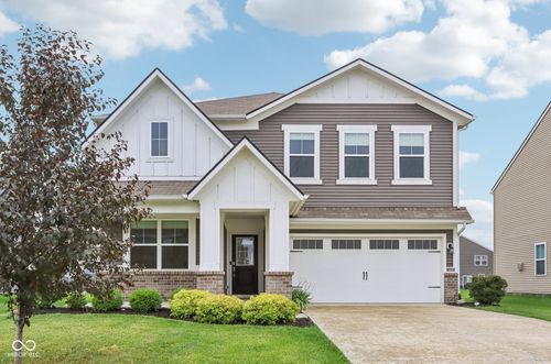 9498 Tobin Cir, Avon, IN, 46123-5634 | Card Image