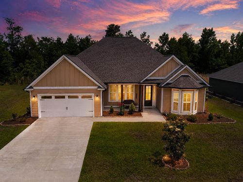 3059 Reynolda Dr, Hahira, GA, 31632-1366 | Card Image