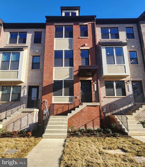 5929 Northwest Dr, HYATTSVILLE, MD, 20782-4057 | Card Image