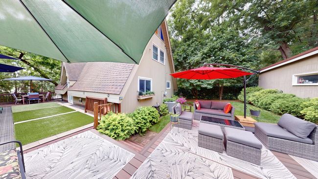 Side deck/backyard | Image 45