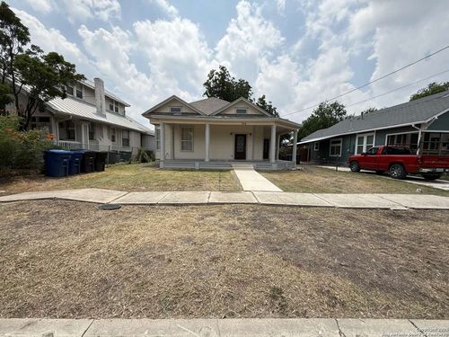 334 E Whittier St, San Antonio, TX, 78210-2914 | Card Image