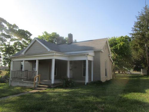 218 W Maple Ave, Lancaster, KY, 40444-1041 | Card Image